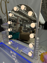 Load image into Gallery viewer, Hollywood 40x45 Arch Mirror