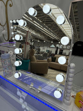 Load image into Gallery viewer, Hollywood 40x45 Arch Mirror