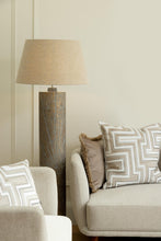 Load image into Gallery viewer, Oriana Floor Lamp Gold
