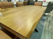 Load image into Gallery viewer, Rochester 1.8m Dining Table
