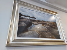 Load image into Gallery viewer, Giant&#39;s Causeway Picture
