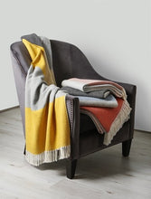 Load image into Gallery viewer, ScatterBox Riley 127x178cm Throw

