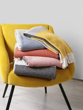 Load image into Gallery viewer, ScatterBox Riley 127x178cm Throw
