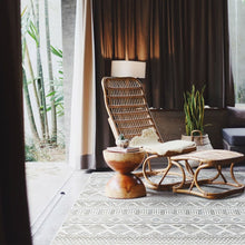 Load image into Gallery viewer, Brandon Flatweave Indoor/Outdoor Rug in Light Grey
